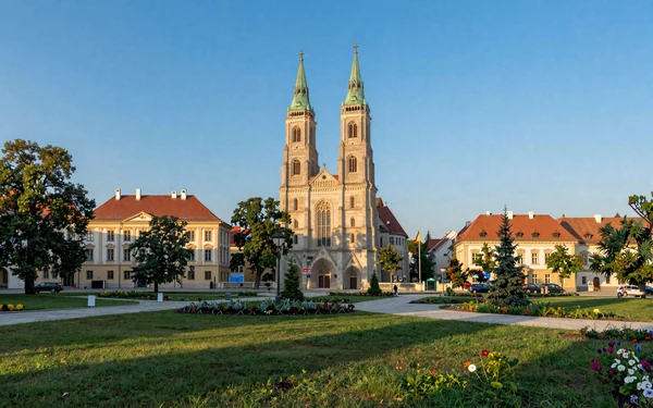 The Great Reformed Church and central park in Debrecen, Hungary
